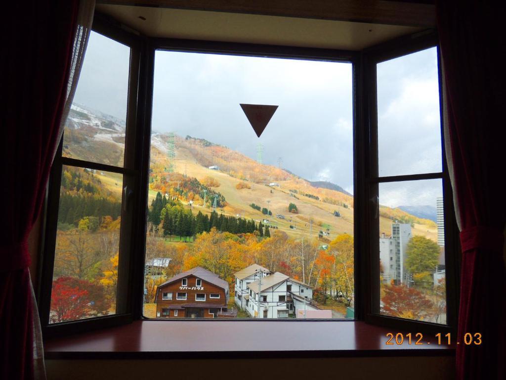 Naeba Lodge Oka Yuzawa  Ngoại thất bức ảnh